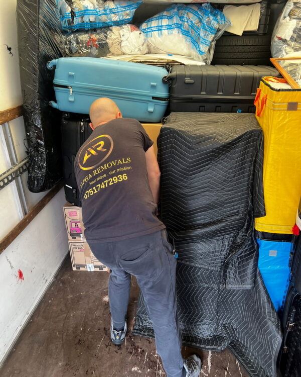 storage services croydon